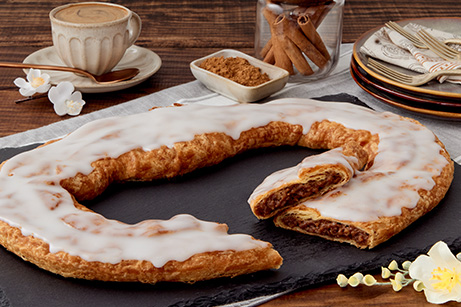 Mistletoe holiday box kringle 