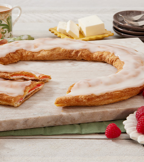 Raspberry Cheesecake Kringle